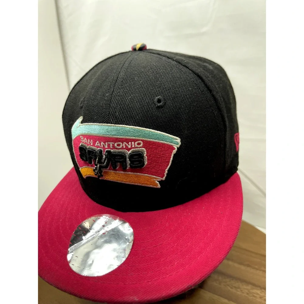 San Antonio Spurs Hat Cap New Era NBA HWC 9Fifty Strapback Pink Black‎ Zubaz